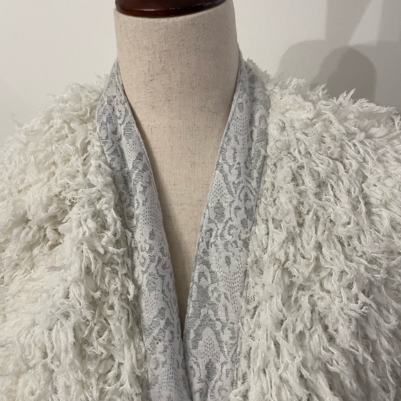 ANTHROPOLOGIE French Alps Cardigan Vanessa Virginia - Picture 3 of 16